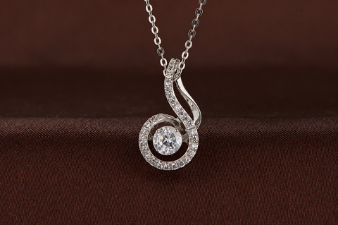 'MOISSANITE"